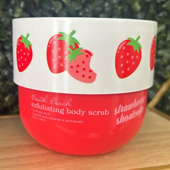 Other - Strawberry Shortcake South Beach Exfoliating Body Scrub